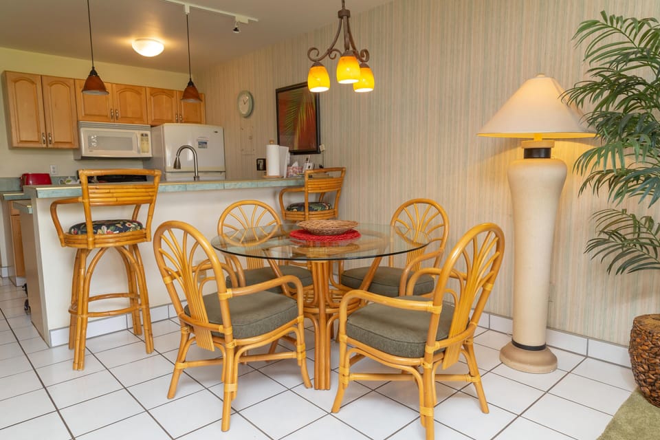 Dining Area - Dining Area
