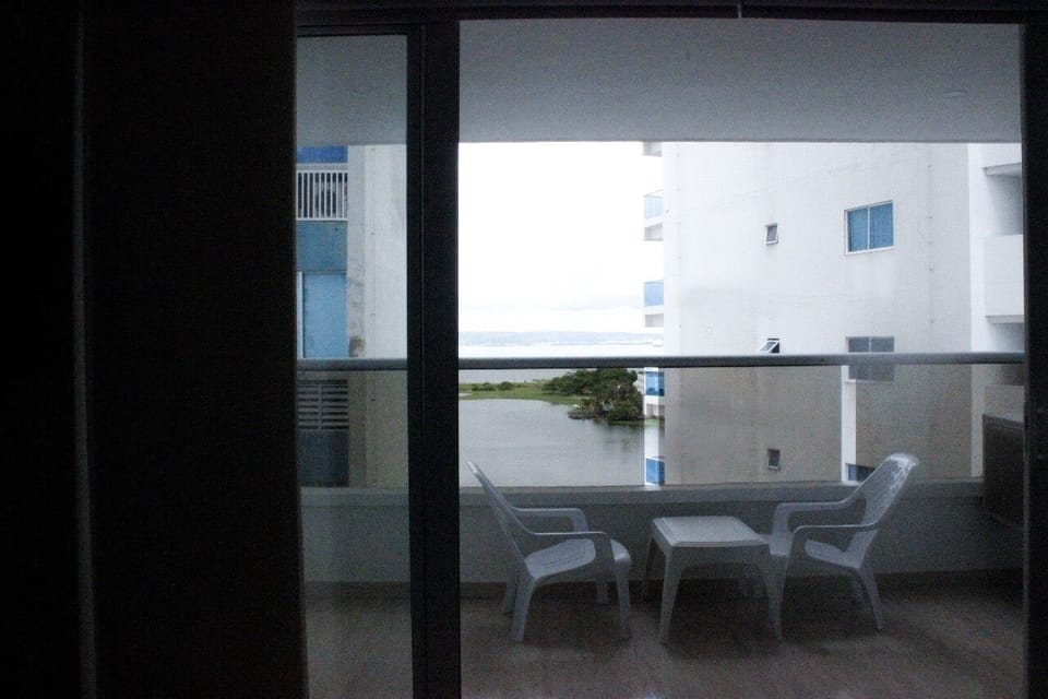 APARTAMENTO NUEVO FRENTE A EL MAR