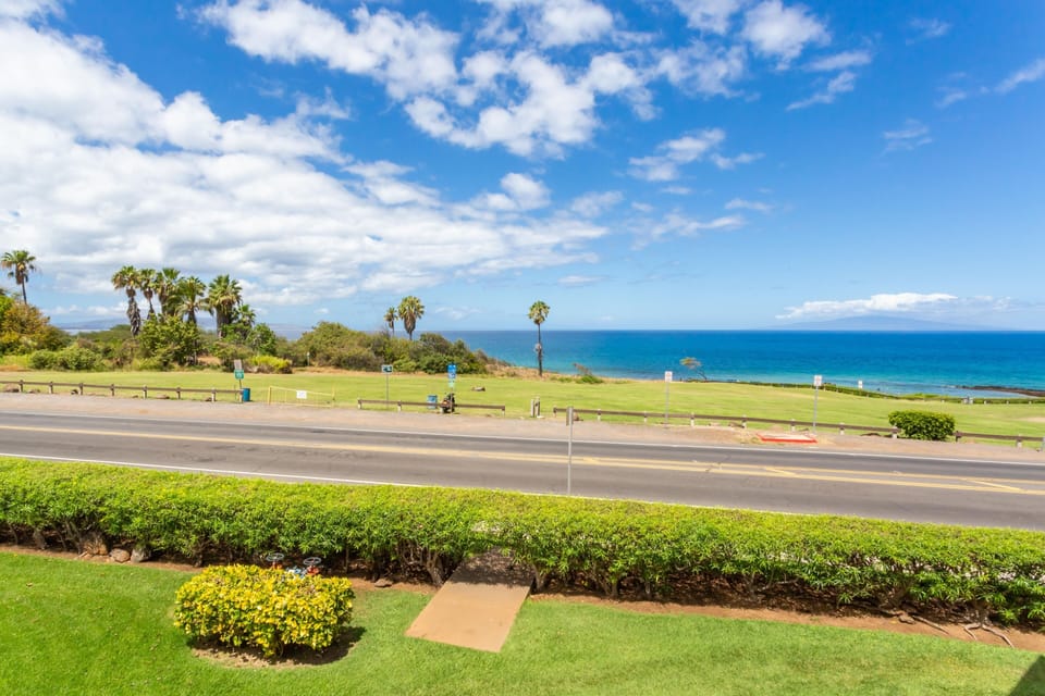 Pacific Ocean Lanai View