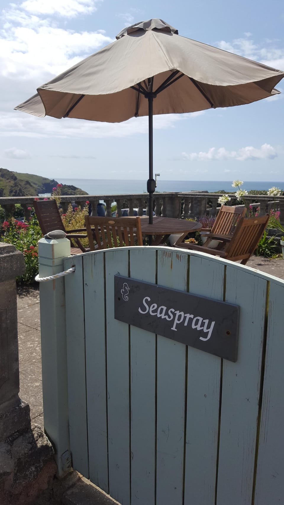 Seaview Terrace with sun all day.