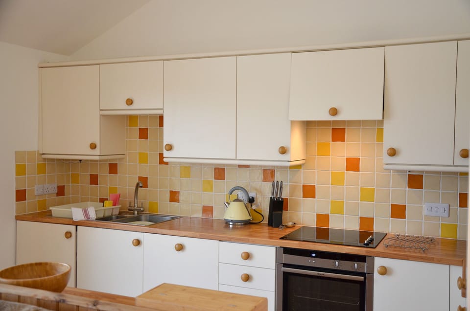 Willow Cottage, Large open plan Kitchen, Lounge & dining area.