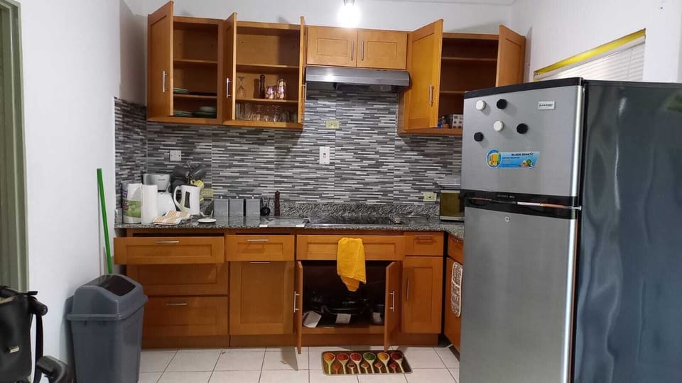 Modern fully fitted kitchen with washing machine too