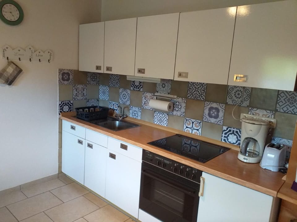 Kitchen area