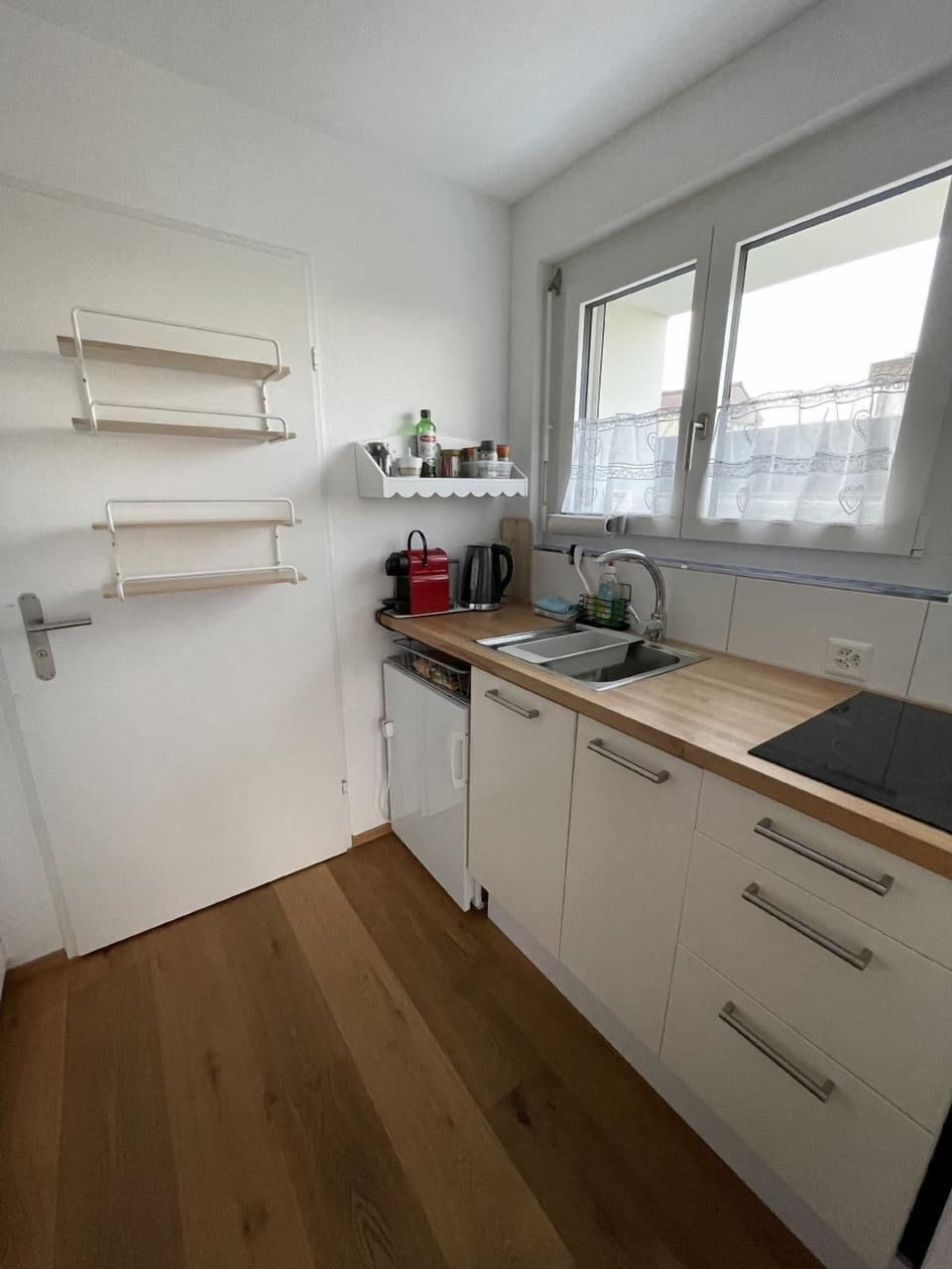 Picture 7