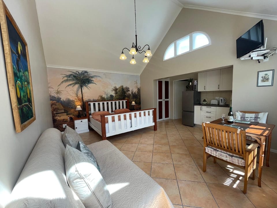 Living area. Studio 2