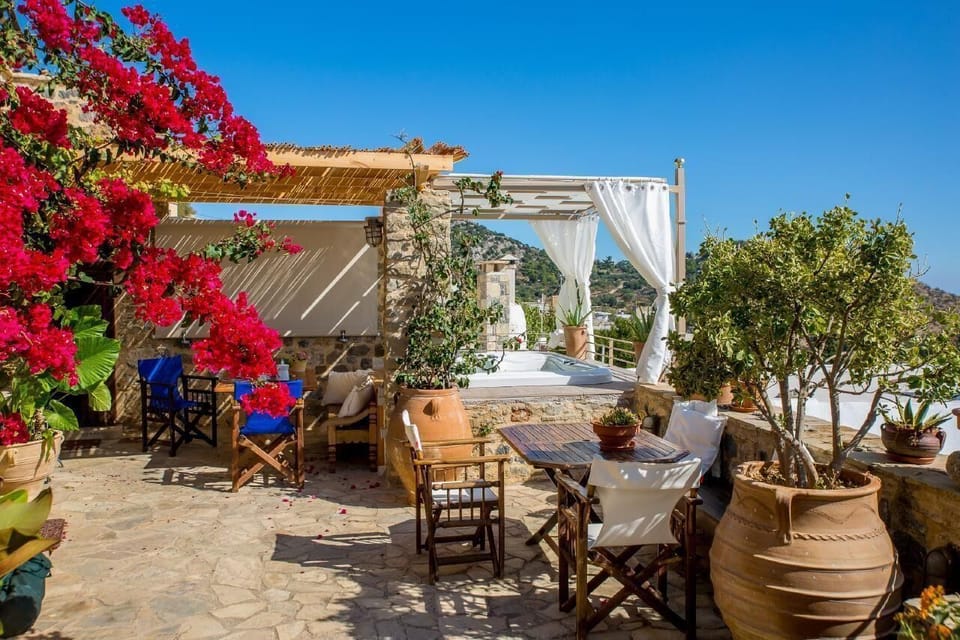 Courtyard with Jacuzzi