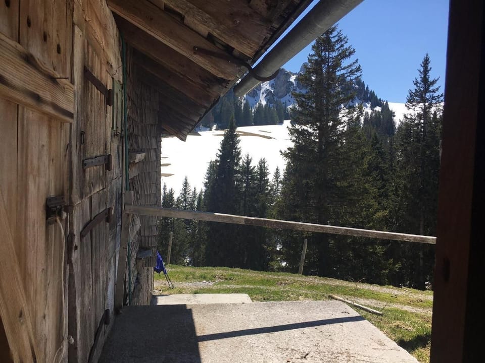 Stop before à farmer‘s house in the Mountain 