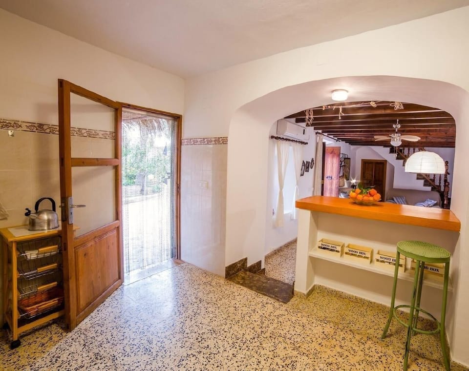 Pool finca in Santanyí with barbecue, garden, terrace House in Migjorn