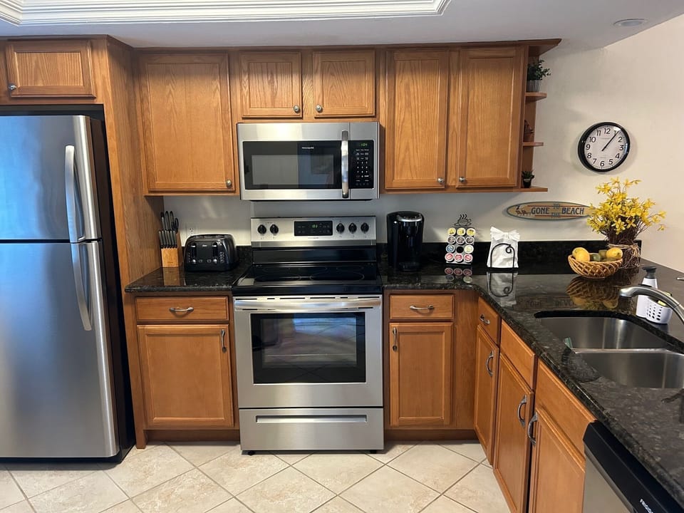 Kitchen  & Stovetop Oven