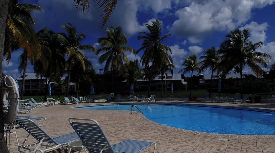 Gentle Winds pool