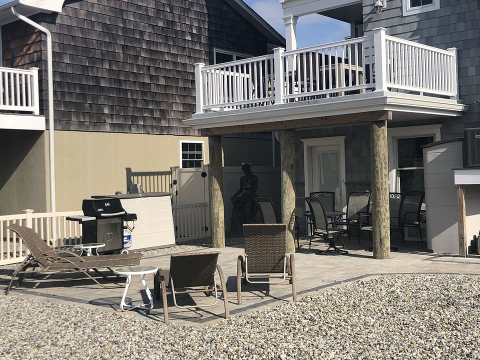 Deck off of kitchen