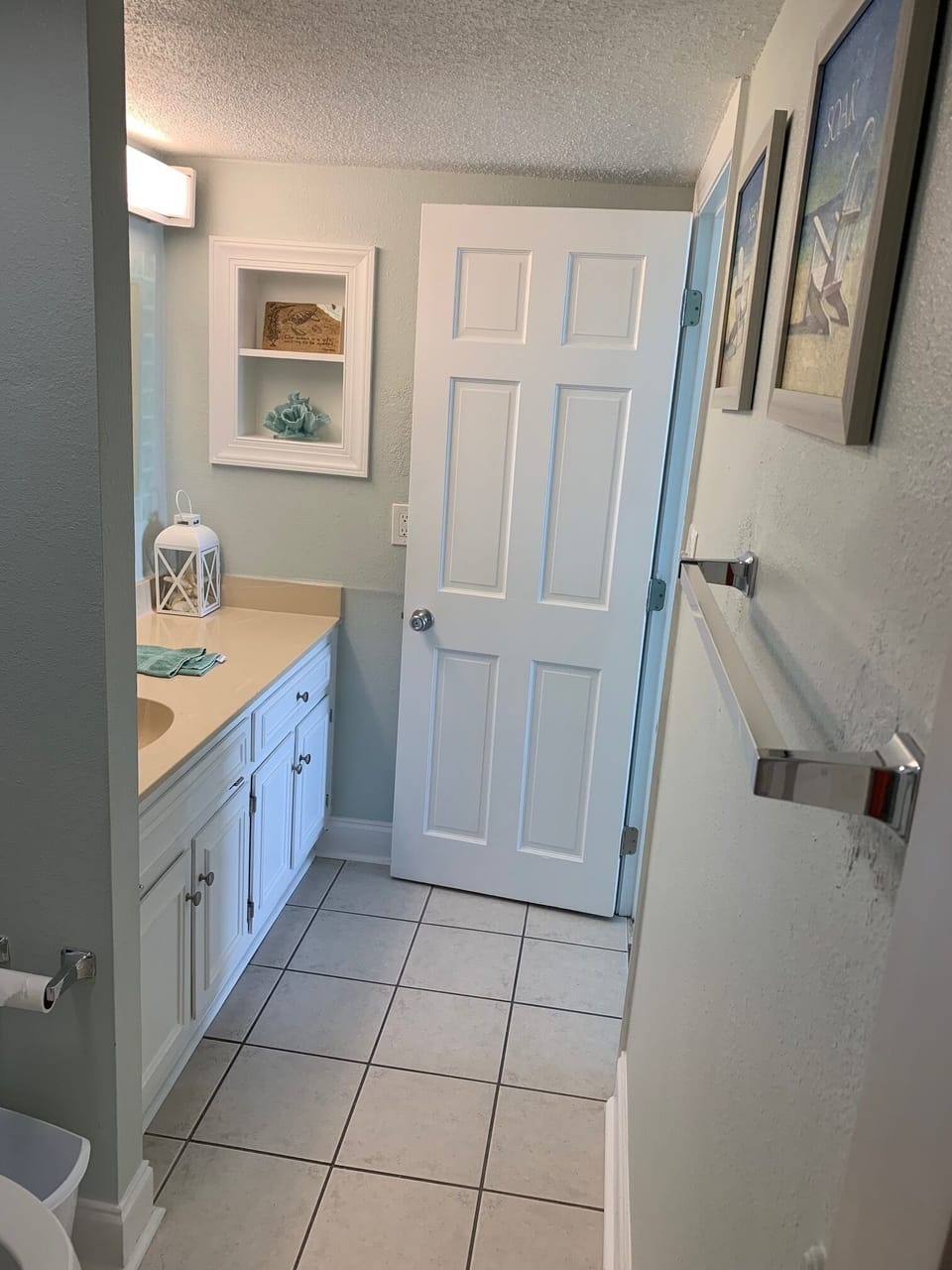Master Bath with comforts from home.