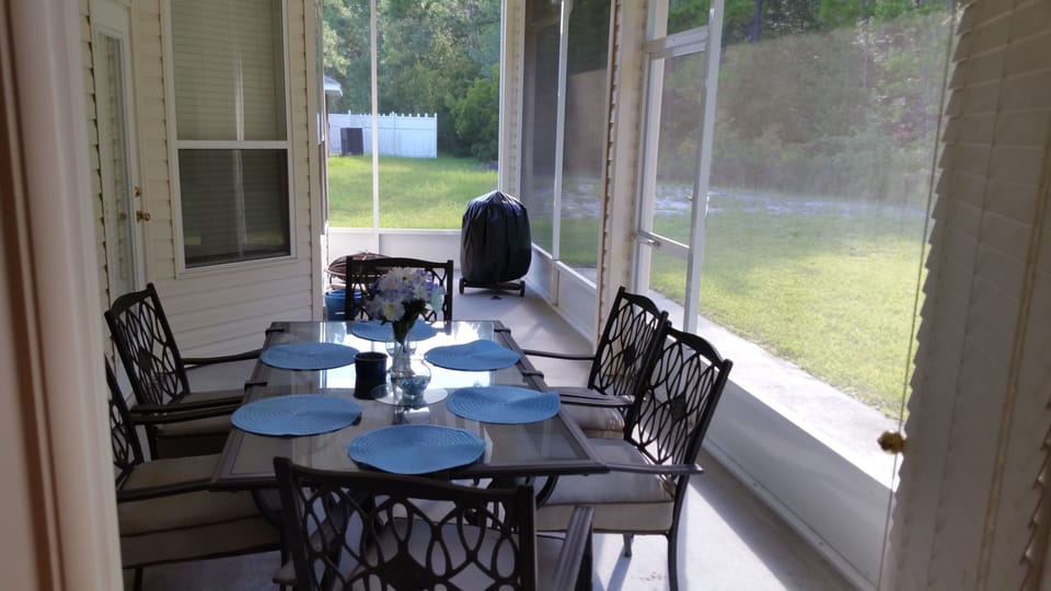 Screened Back Patio