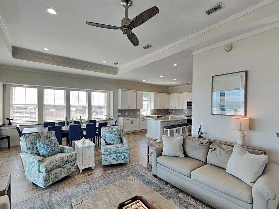 Open and Inviting Floor Plan - Third Floor