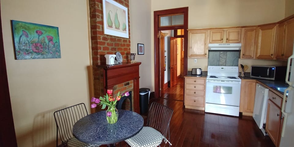 Fully equipped kitchen