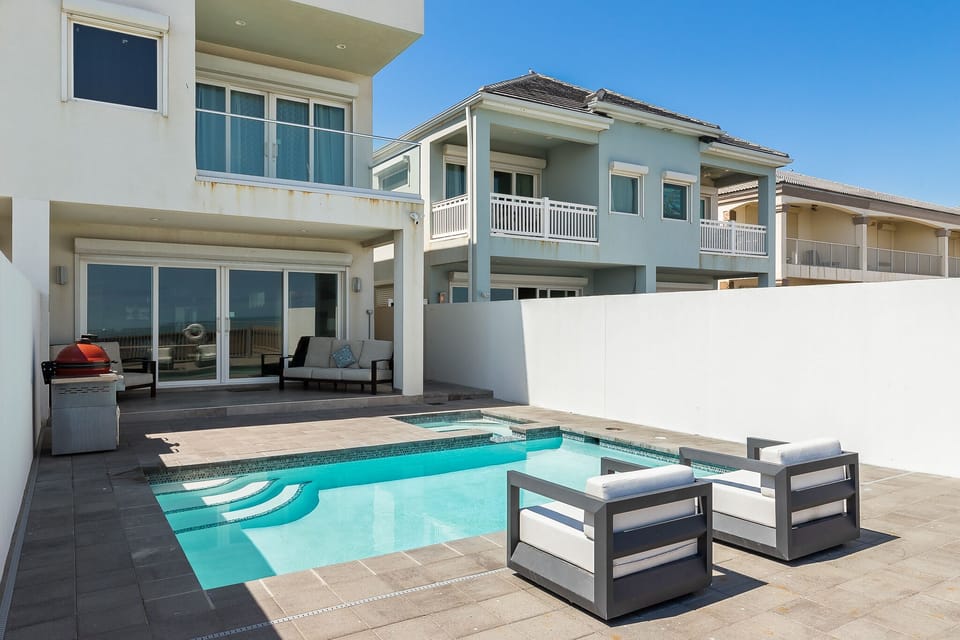 Welcome to 5106B Gulf Blvd!