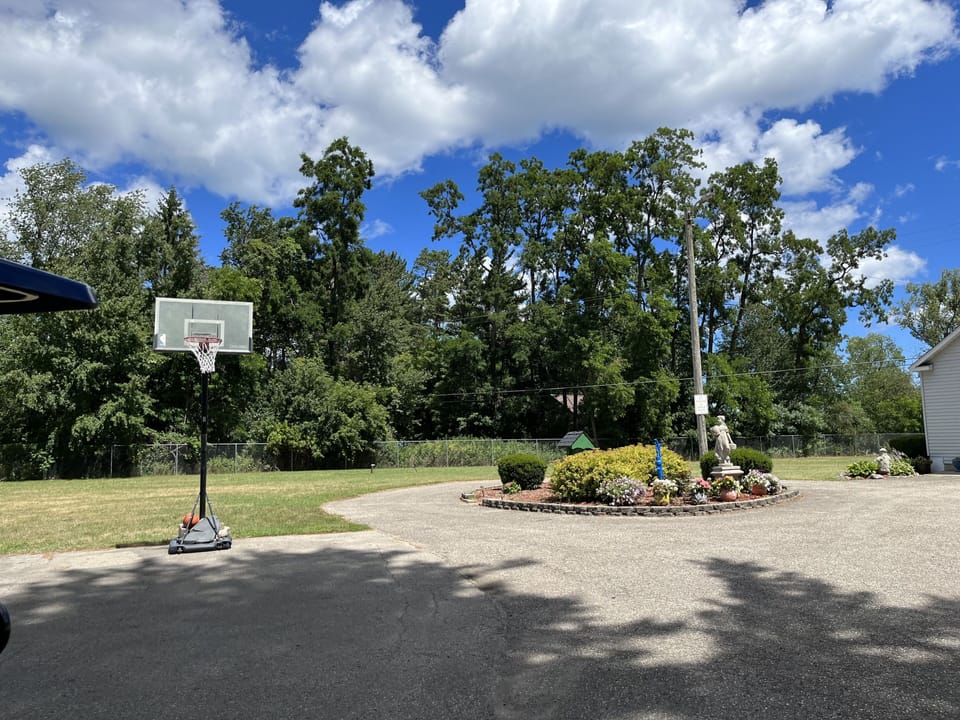 Sport court