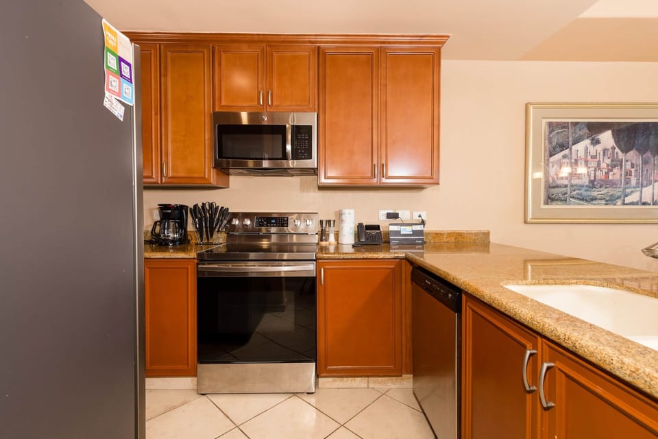 Kitchen (2)