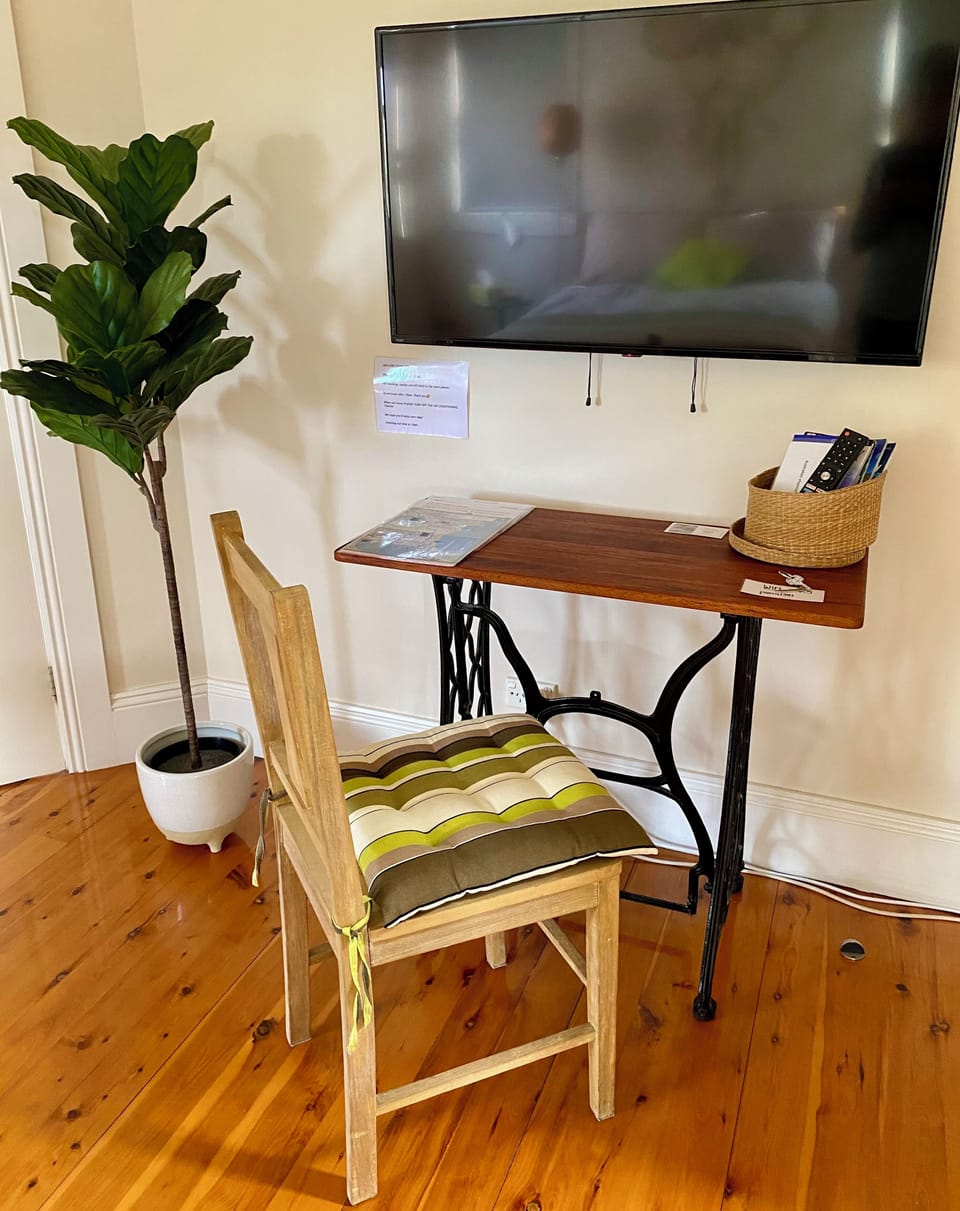 Little desk and smart TV