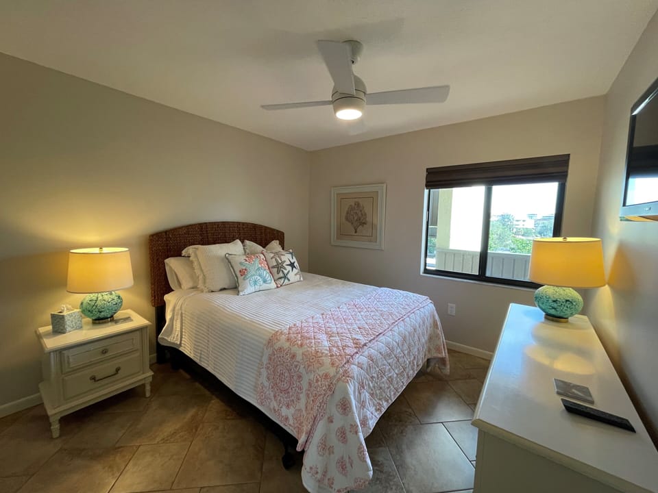 2-300 Guest Bedroom