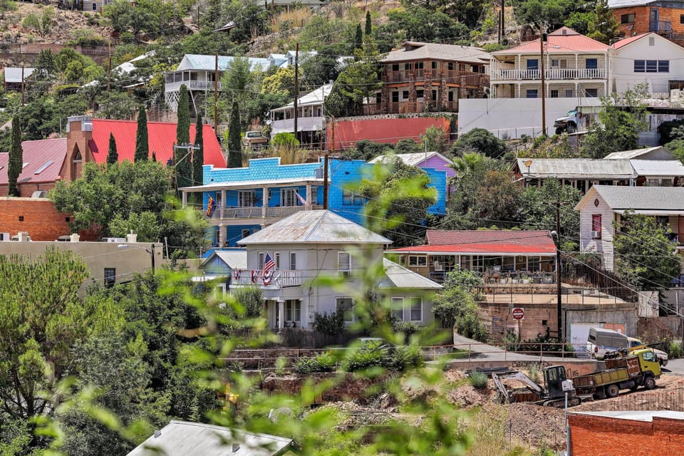 Surrounding Area | Walkable Location | Street Parking