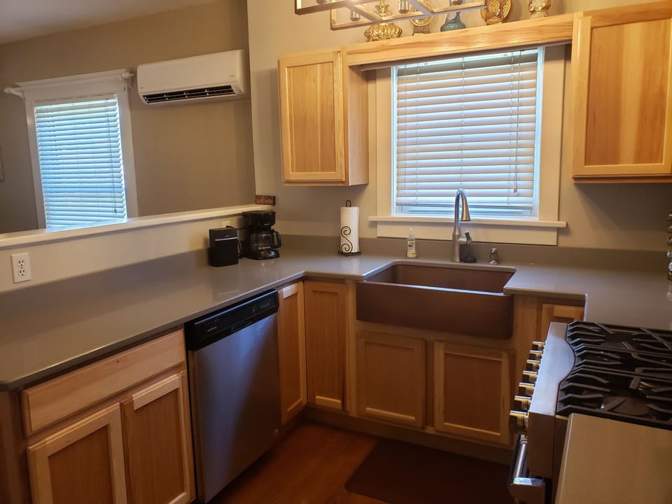 Viking range, dishwasher, coffee maker, crock pot, electric griddle