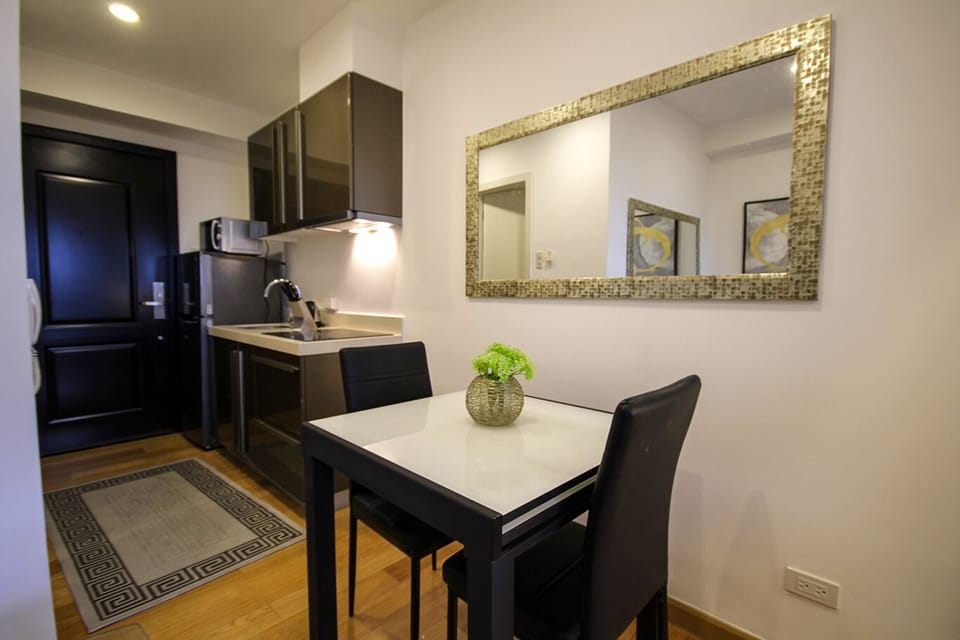 1-BR Superior @ Milano 3801D
