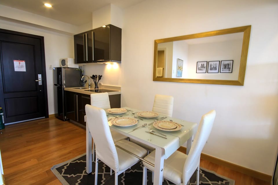 1-BR Superior @ Milano 1507B