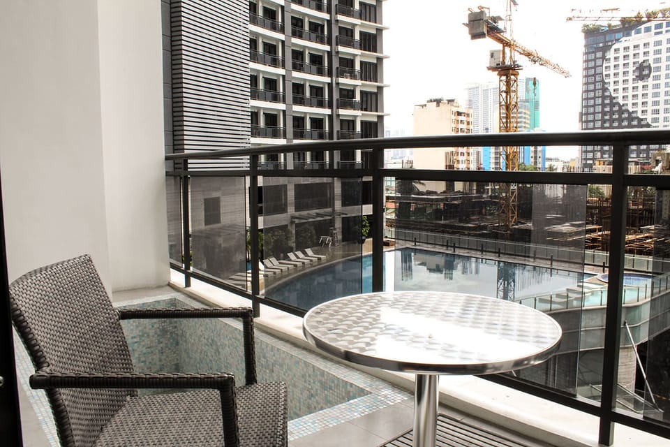 2 Bedroom Loft @ Milano 302