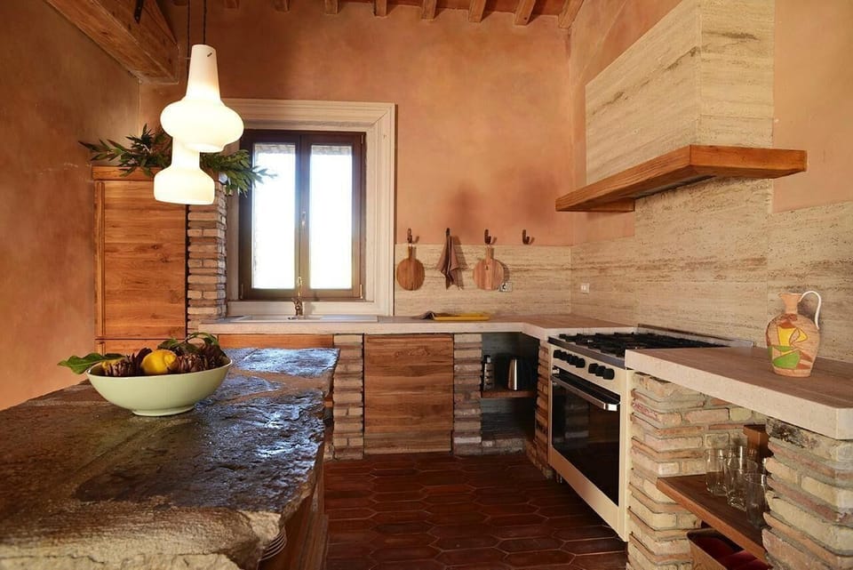 TUSCANY FOREVER RESIDENCE VILLA III APICIUS FIRST FLOOR APARTMENT 
Boutique holiday rental in Volterra Tuscany