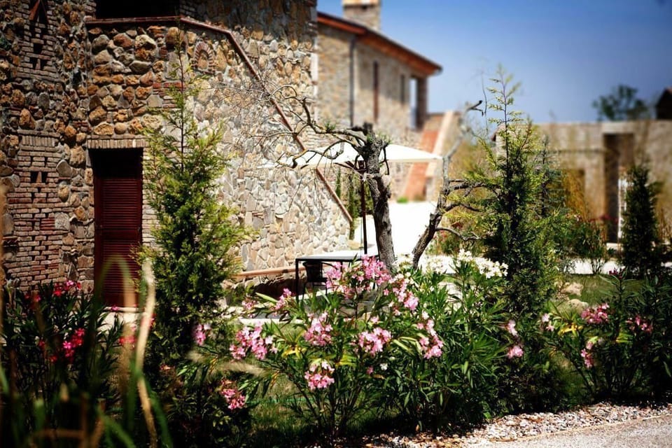 TUSCANY FOREVER RESIDENCE VILLA II L’ALLEGRIA FIRST FLOOR APARTMENT