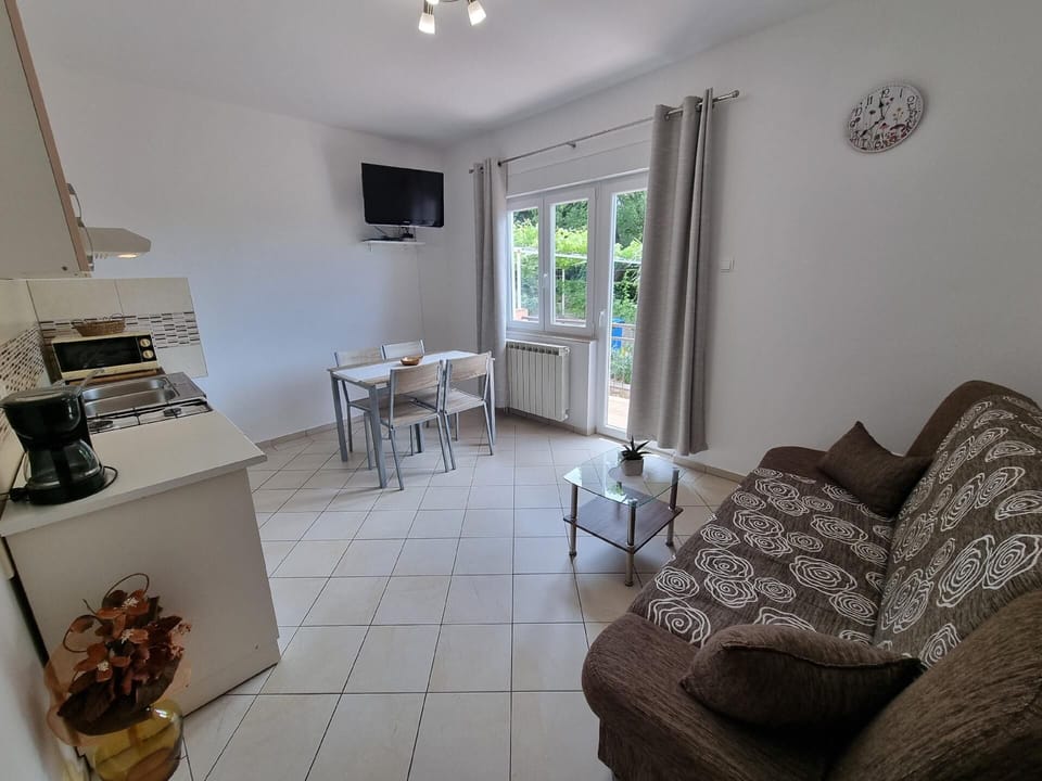 kitchen, dining and living room
