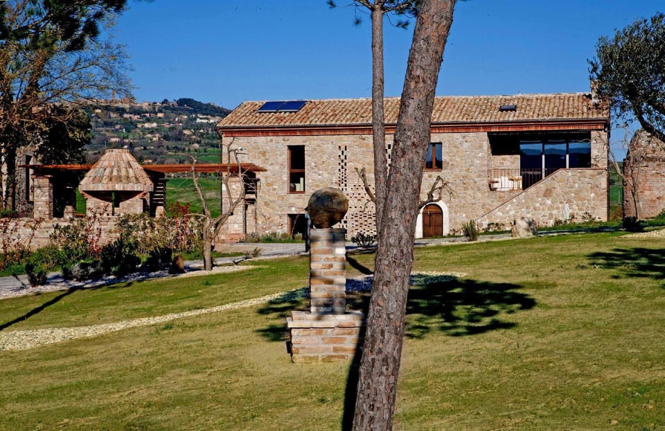 TUSCANY FOREVER RESIDENCE VILLA VI TERRA GROUND FLOOR APARTMENT boutique holiday rental.