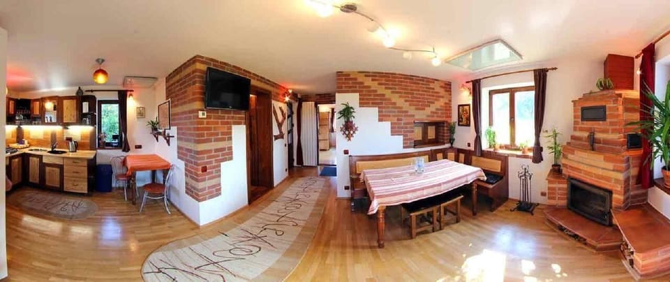 Casa Zollo • self catering vacation rental at the Carpathian Mountains, nearby Sibiu, Transylvania, Romania