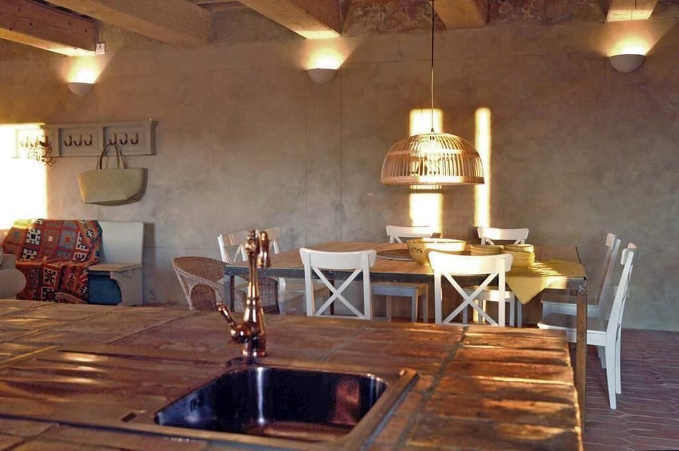 TUSCANY FOREVER RESIDENCE VILLA II L’ALLEGRIA GROUND FLOOR APARTMENT  4 bedrooms, 2 bathrooms 