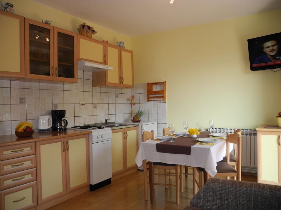 Kitchen area