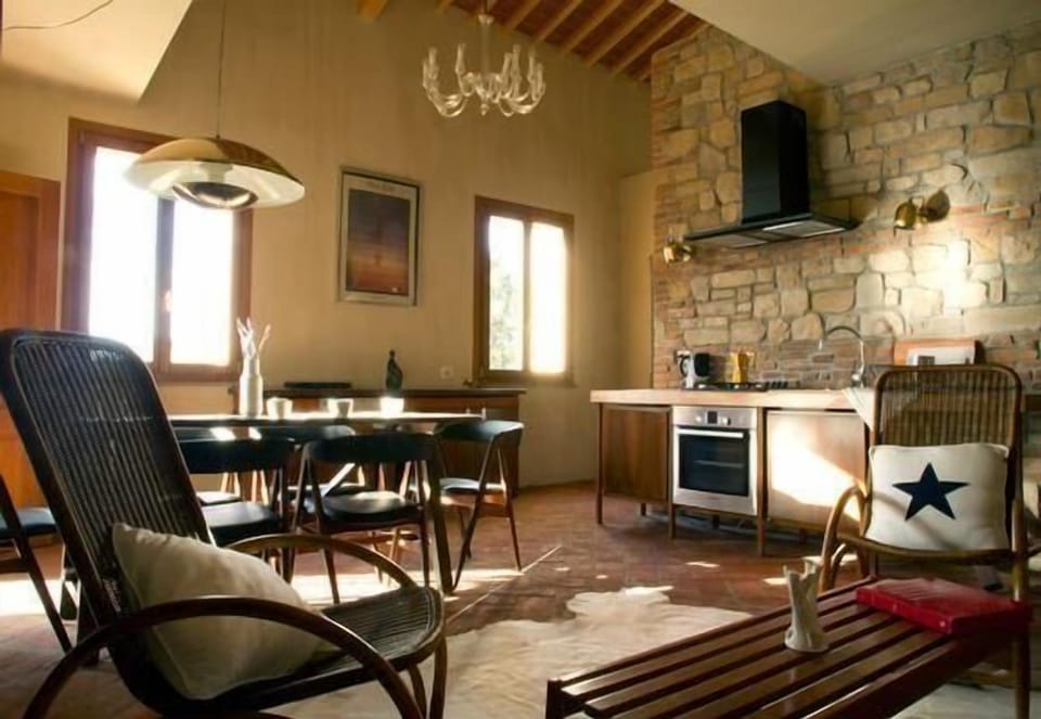TUSCANY FOREVER RESIDENCE VILLA FAMIGLIA FIRST FLOOR APARTMENT no.4