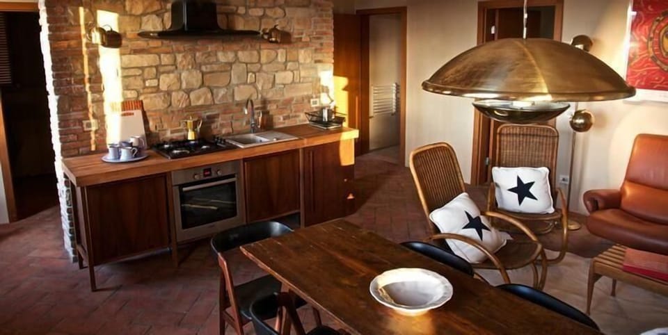 TUSCANY FOREVER RESIDENCE VILLA FAMIGLIA FIRST FLOOR APARTMENT no.4