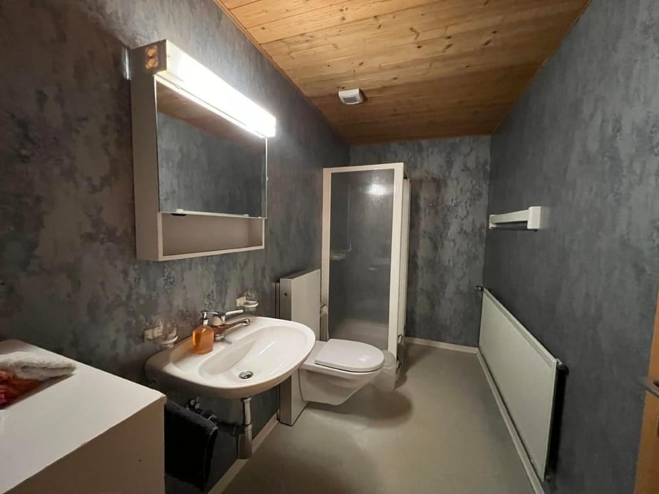 Picture 7