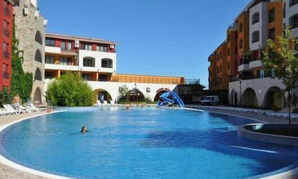Pool