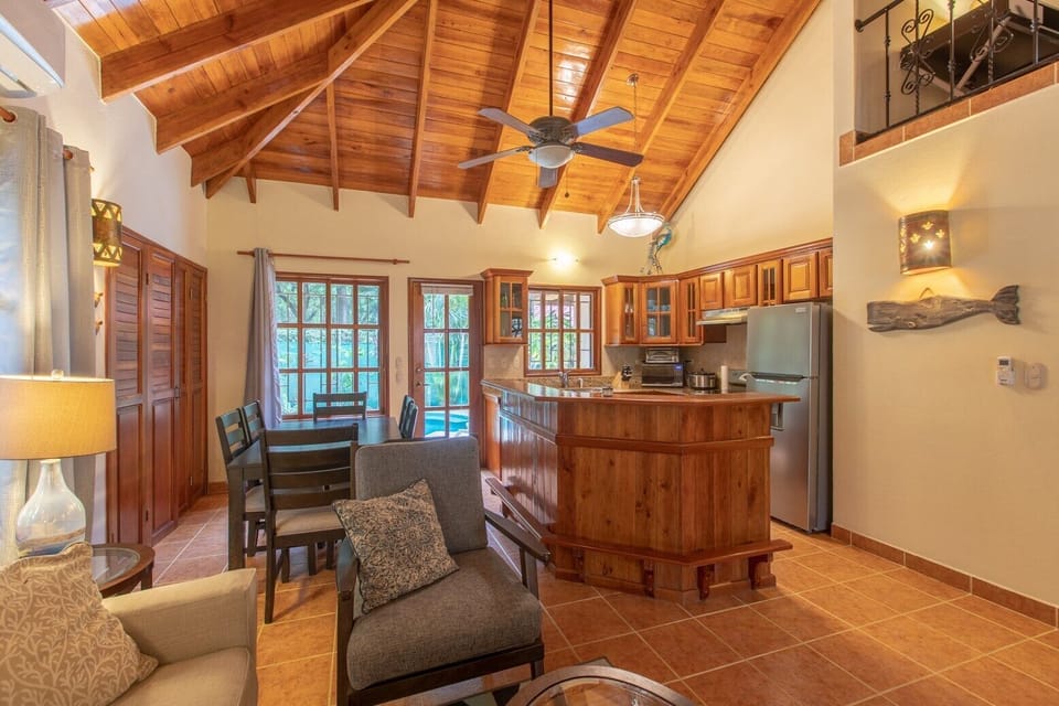 Kitchen (1)