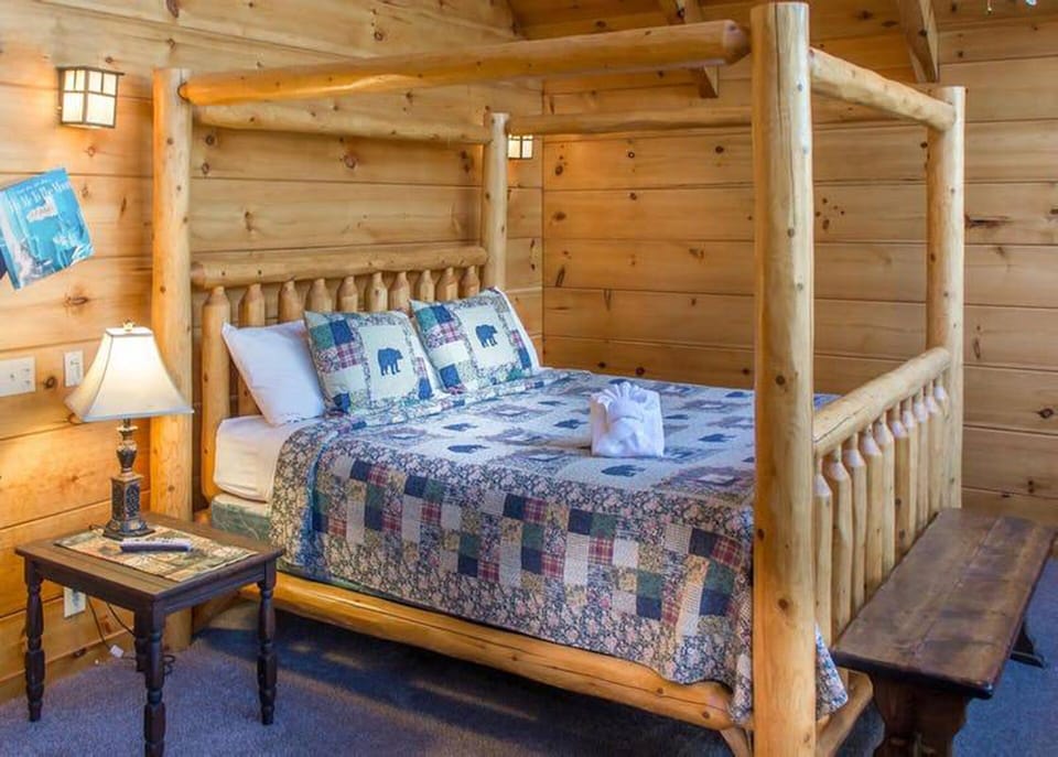 Main bedroom.