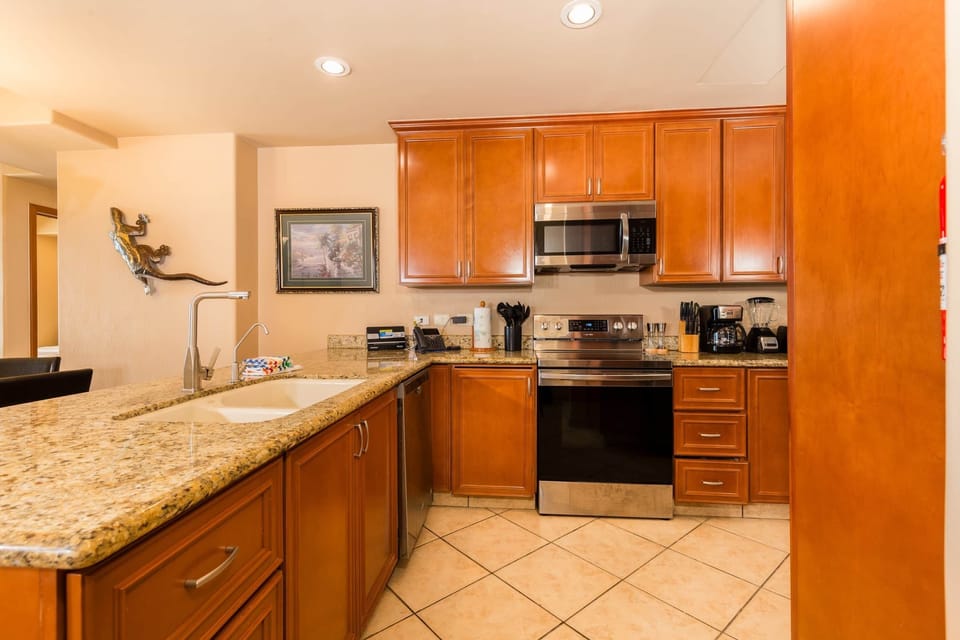 Kitchen (2)