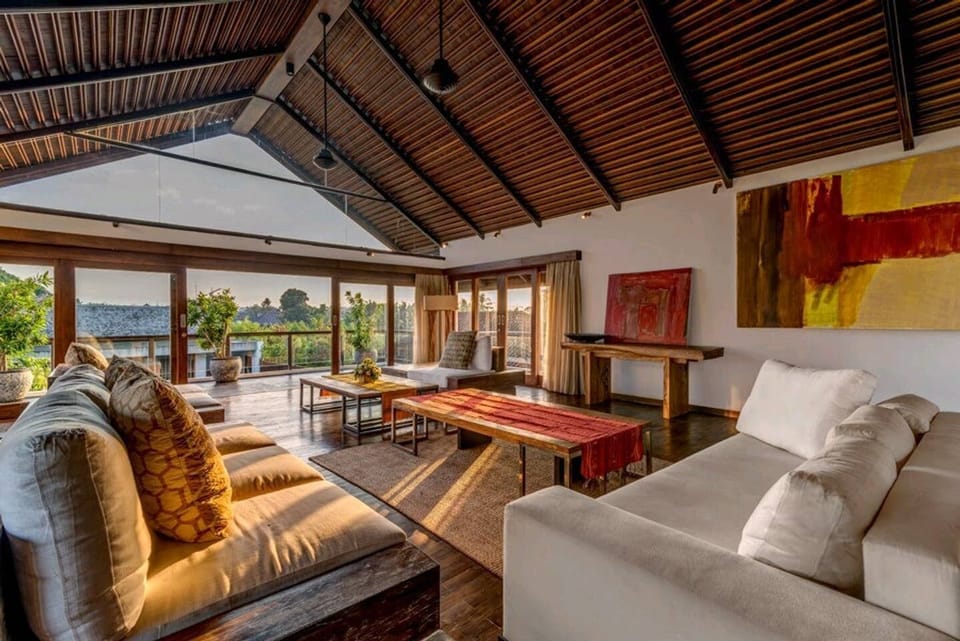 Lounge Top Floor