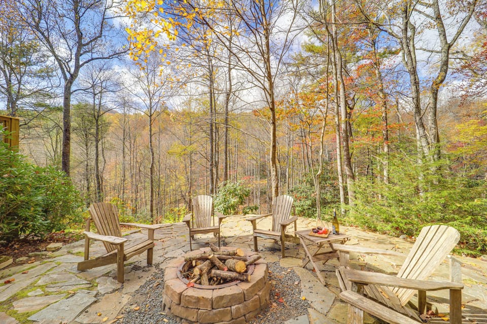 Fire Pit w/ Seating