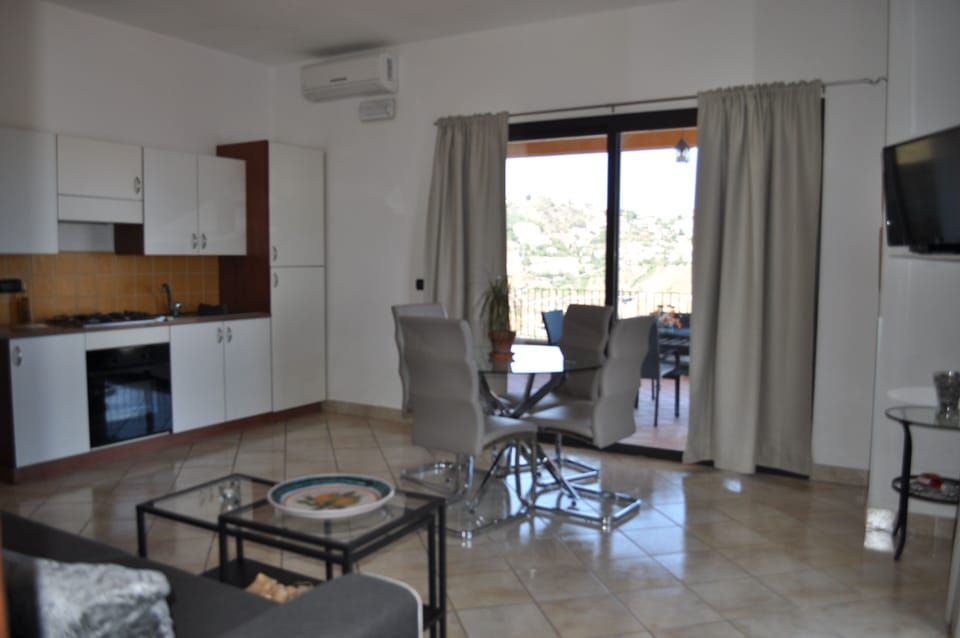 Ulivo kitchen dining