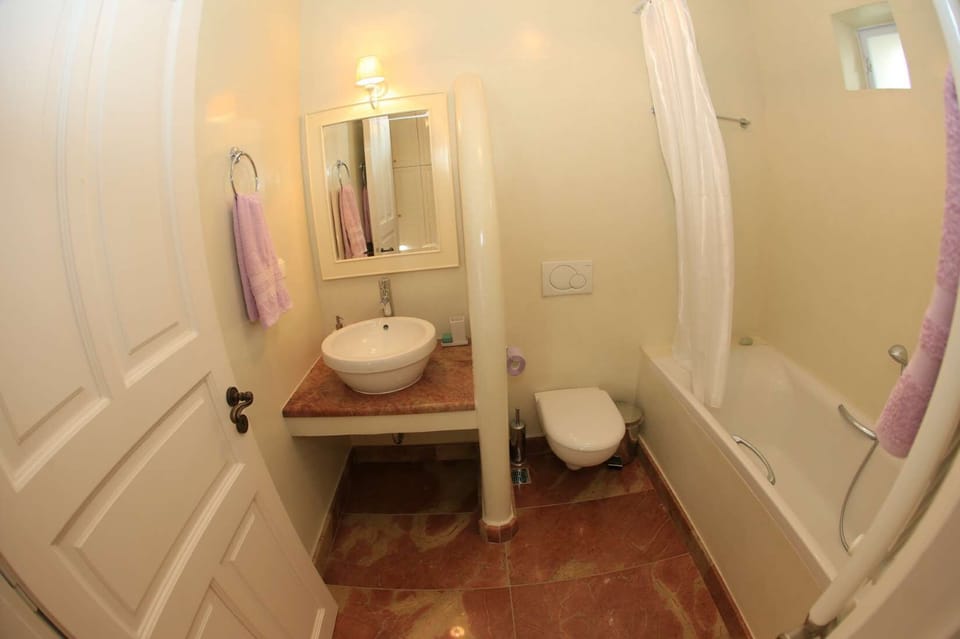 Ensuite bathroom ground floor