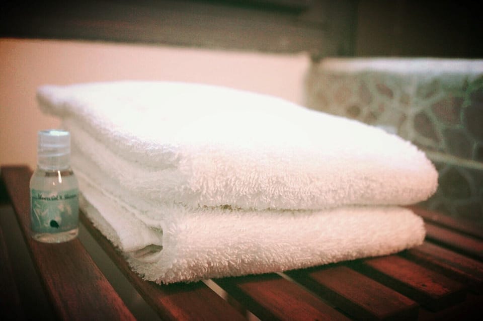 Bathroom amenities
