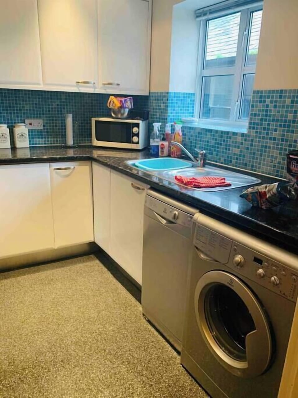 Dish washer and washing machine 