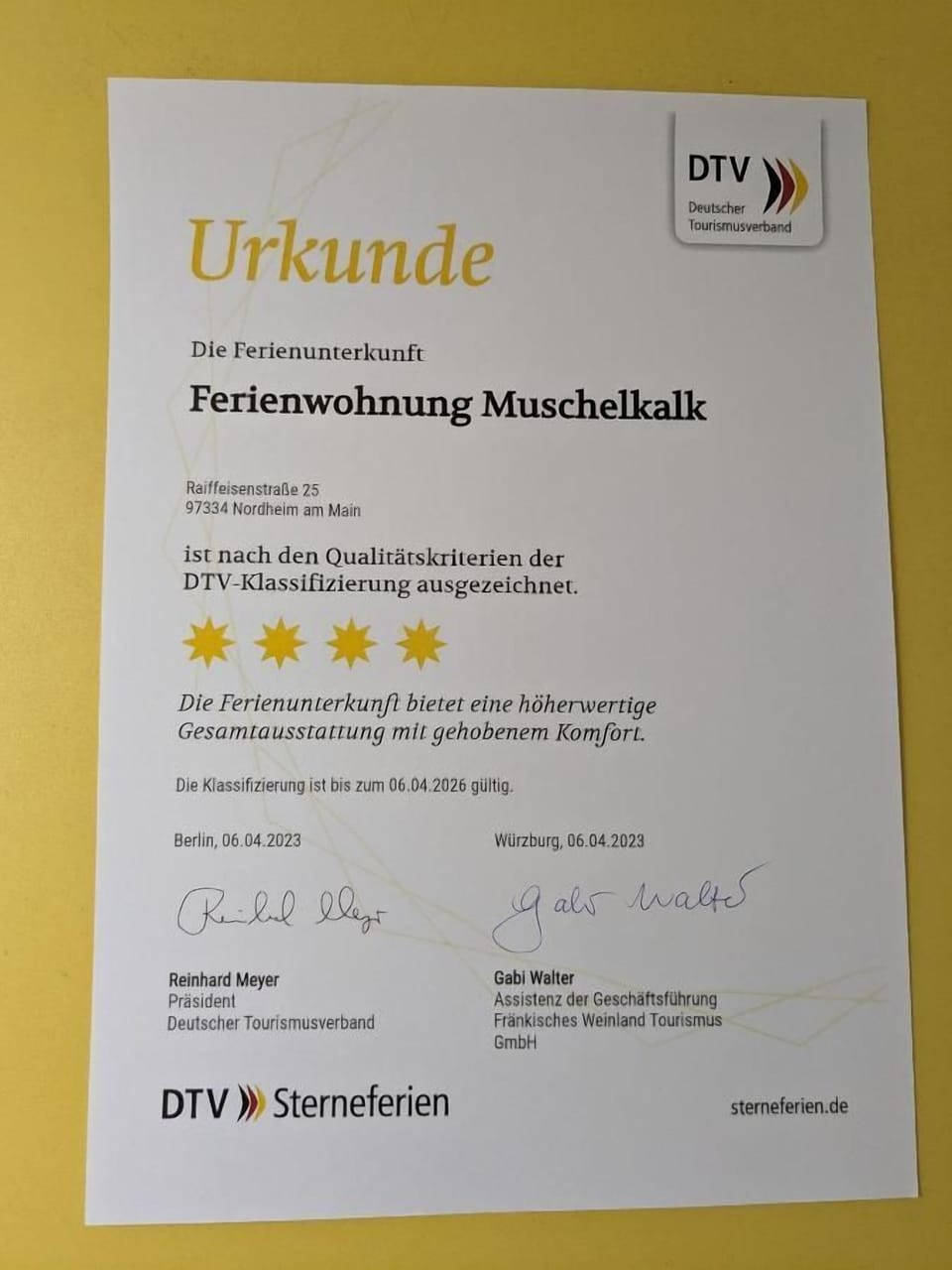 Gemütliche 50qm Ferienwohnung mit Balkon, kostenloses Parken und WLAN, Frühstücksbuffet, voll ausgestattete Küche Apartment in Bavaria
